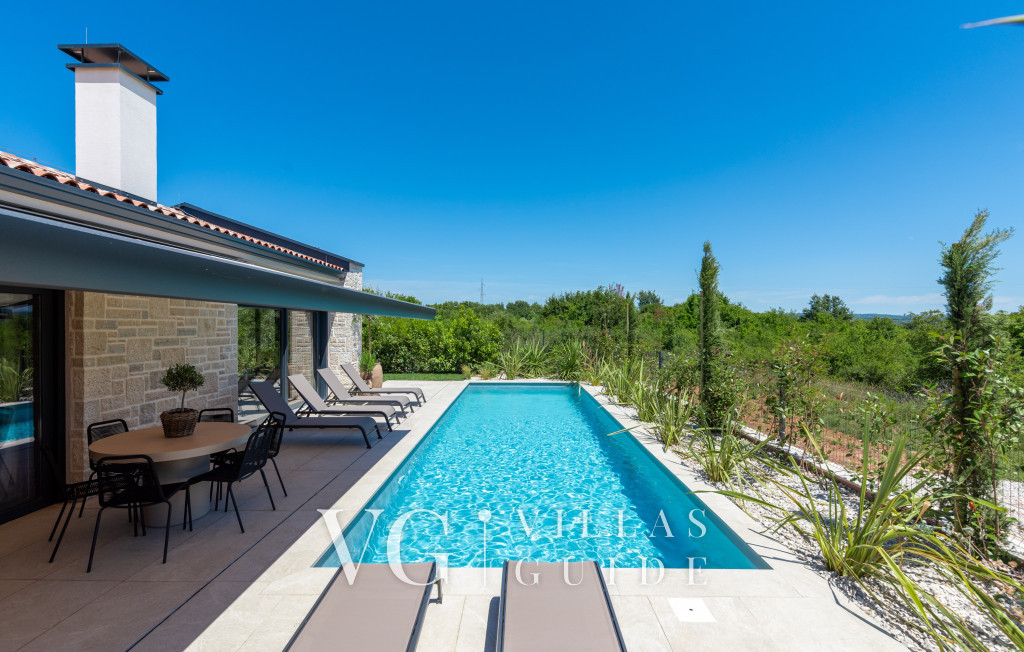 Villa Flores Piscina