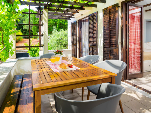 Villa Imortele aria with pool&whirpool island Cres