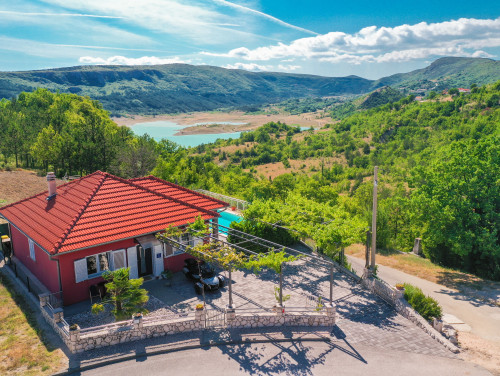 Holiday Home Helga - Makarska