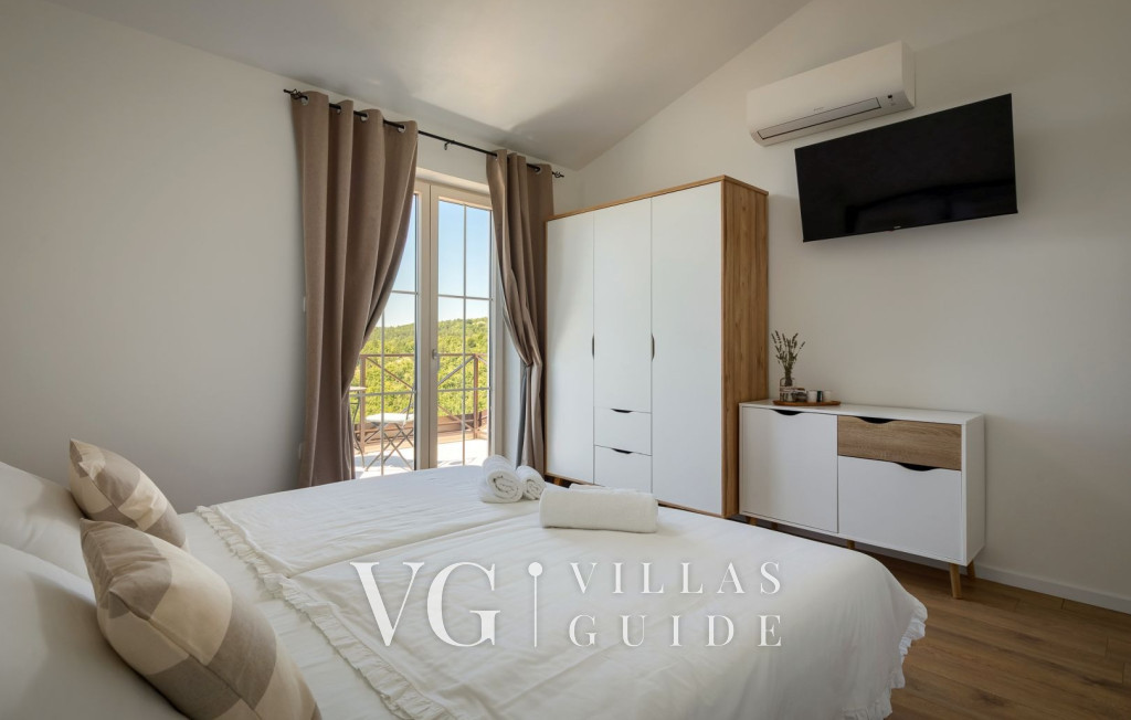 Casa Nona Anica Bedroom