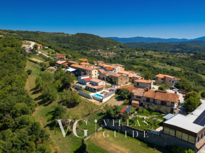 Casa Nona Anica Garden and property exterior