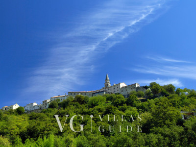 Casa Nona Anica Microlocation