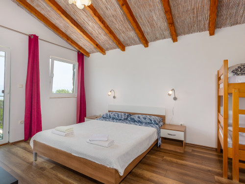 Villa Risika 1 with pool island Krk