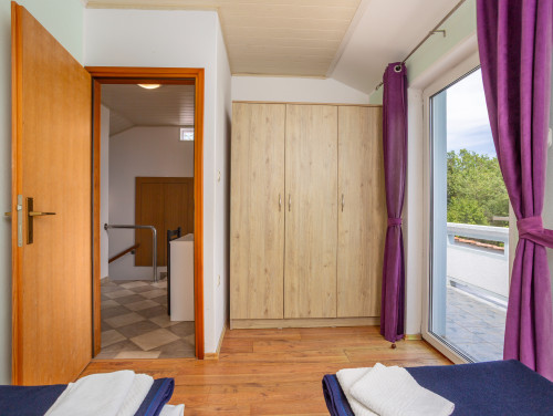 Villa Risika 2 with pool island Krk