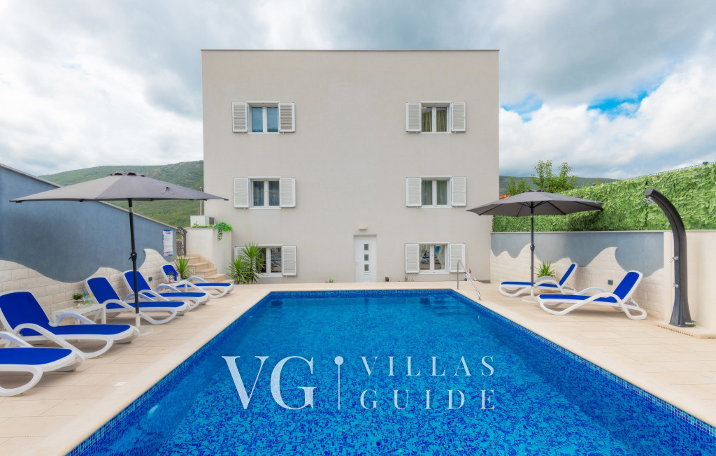 Star Hill - Makarska Piscina