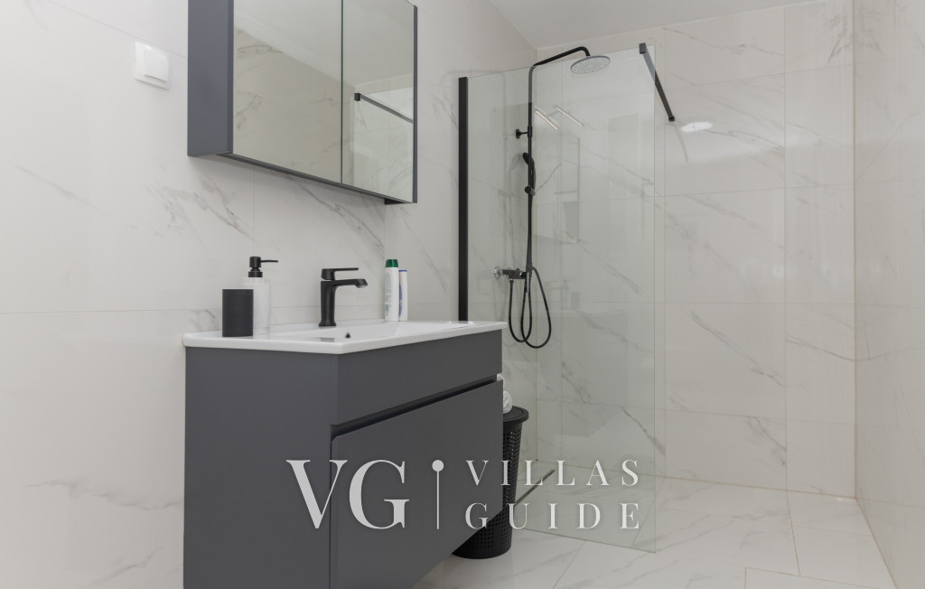 Star Hill - Makarska Bagno