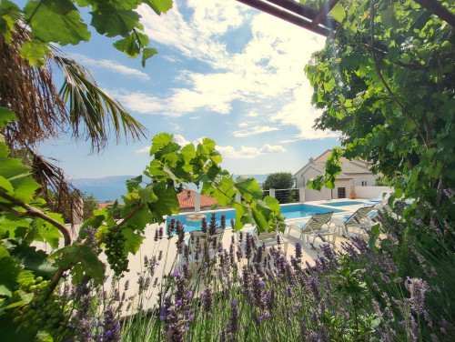 Villa Nina with pool - Kvarner