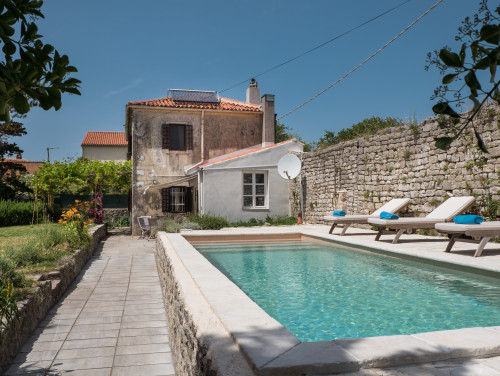 Villa Palazzo Limone with pool Mali Lošinj