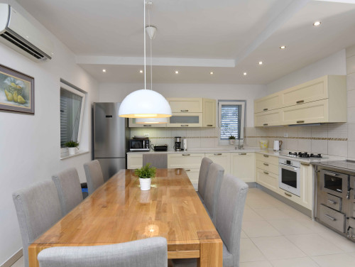 Villa Mihael-Makarska