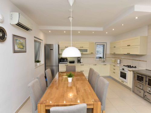 Villa Mihael-Makarska