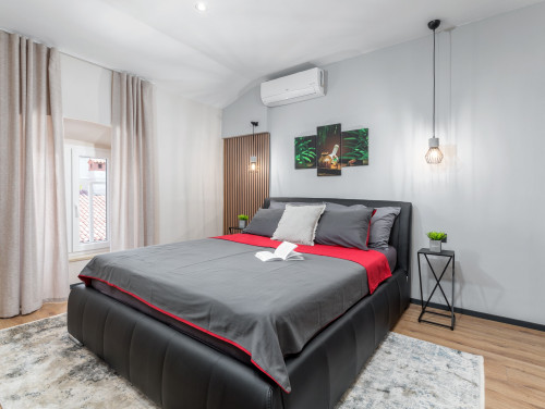 Modern & warm studio near Arena