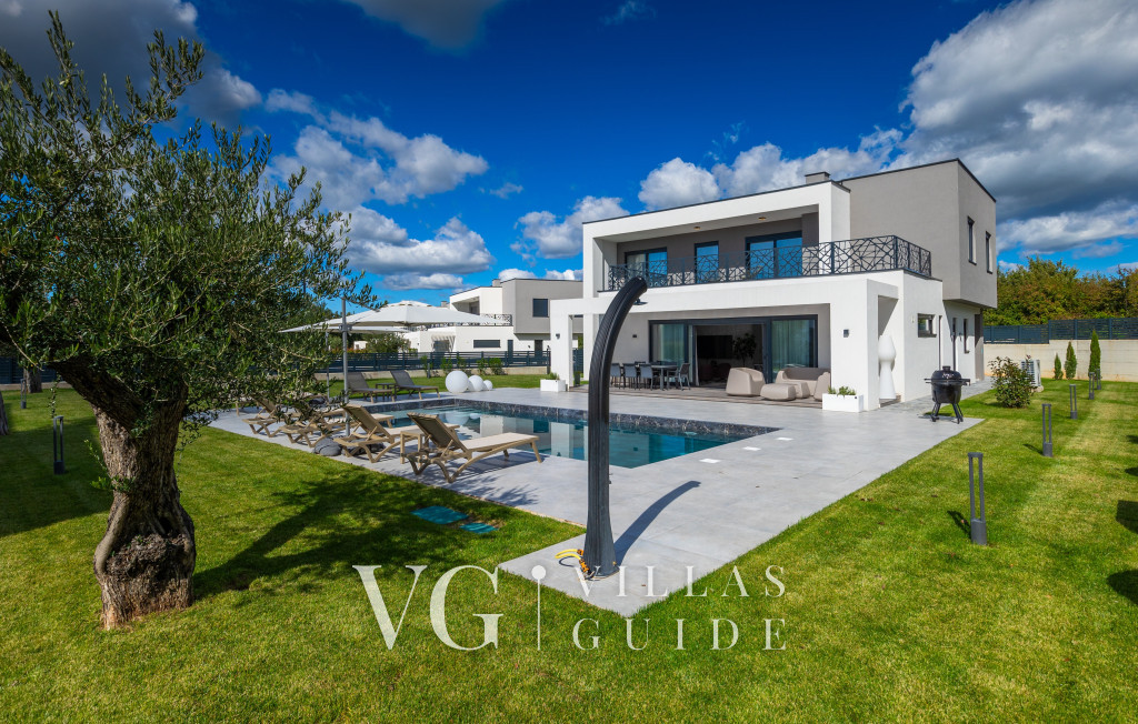 Villa Sever Garten und Außenbereich