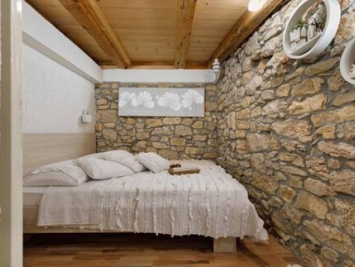 Holiday home Lišnjak