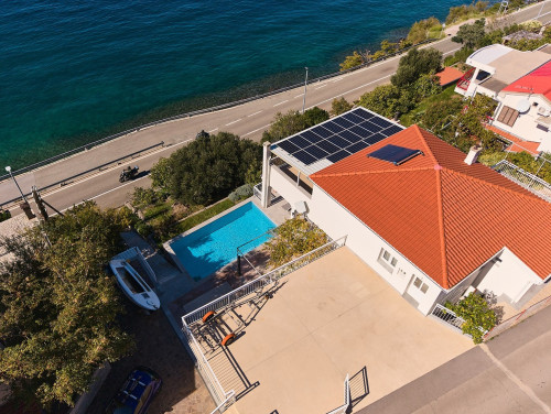 Villa Arnia apartman pool&beachfront