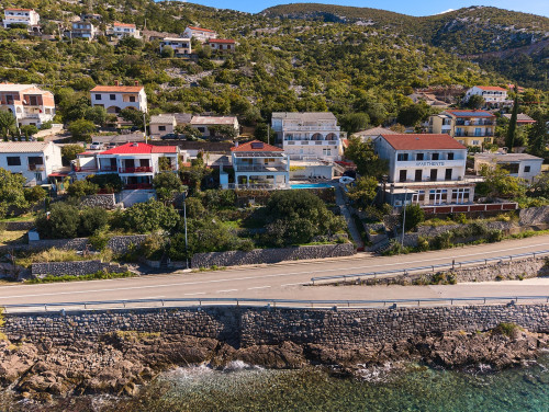 Villa Arnia apartman pool&beachfront