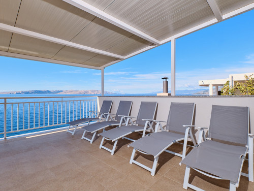 Villa Arnia apartman pool&beachfront