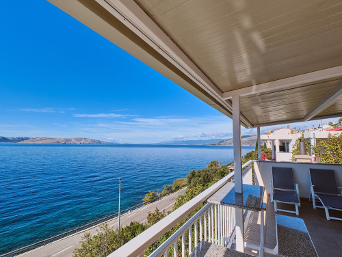 Villa Arnia apartman pool&beachfront