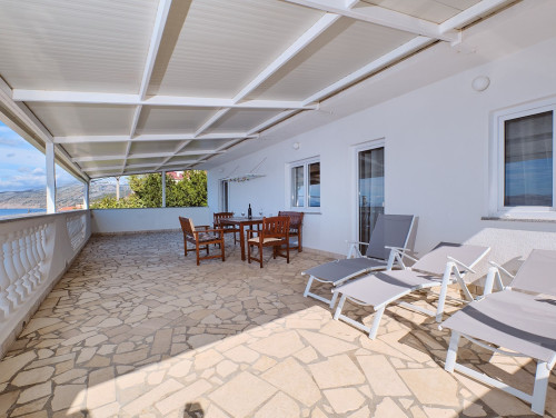 Villa Mediera terrace&sea view apartment 1