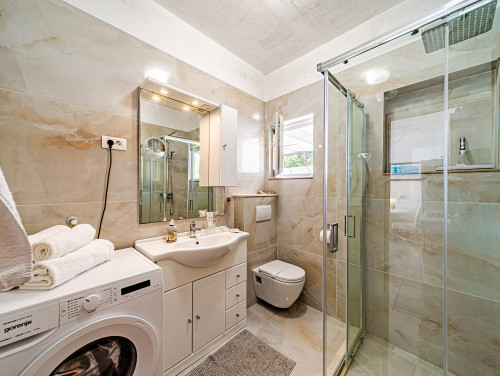 Waterfront House Arnet