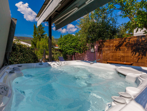 Ferienhaus Nina with Whirpool