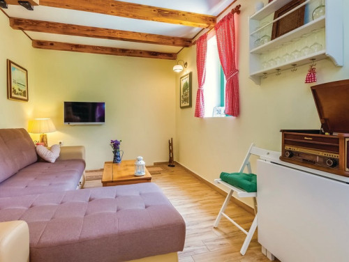 Villa Ruby beachfront