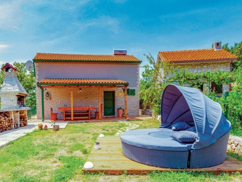 Villa Ruby beachfront