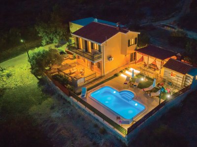 Villa Trogir-Kastel Sucurac