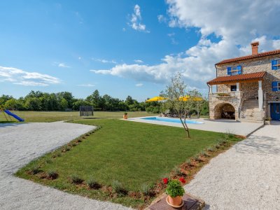 Villa Svetvincenat-Brscici
