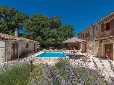 Holiday home Svetvincenat-Rezanci