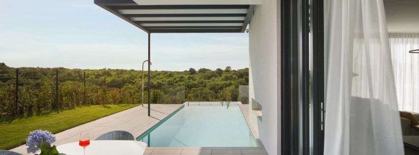 Top 9 villas with heated pool for a relaxing vacation